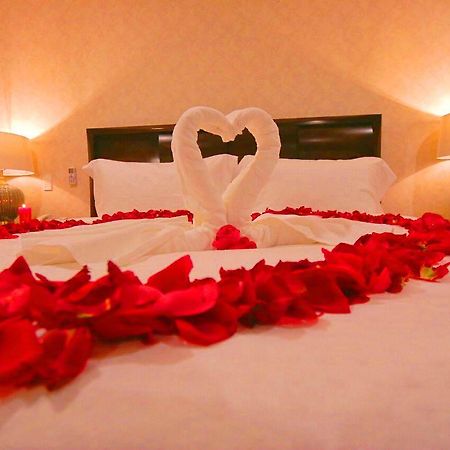 סוקרה Roles Hotel מראה חיצוני תמונה