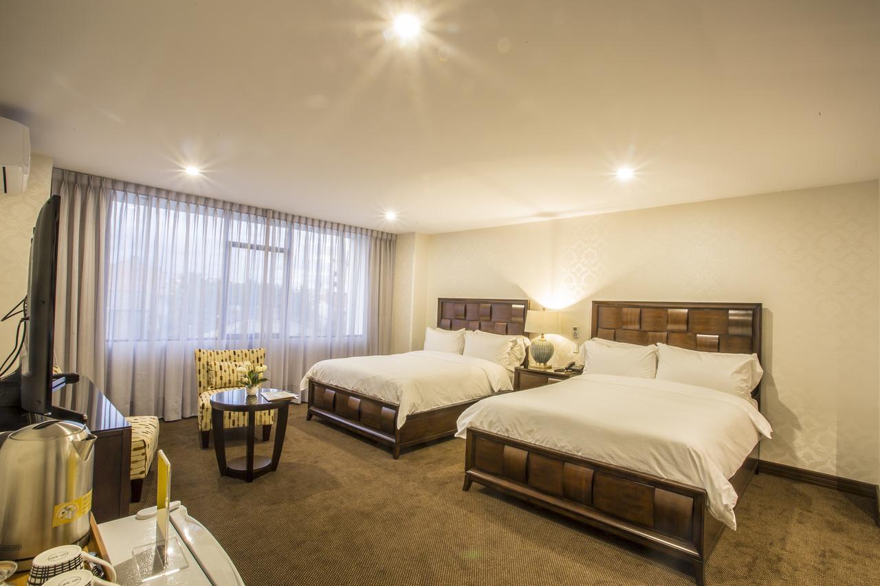 סוקרה Roles Hotel מראה חיצוני תמונה